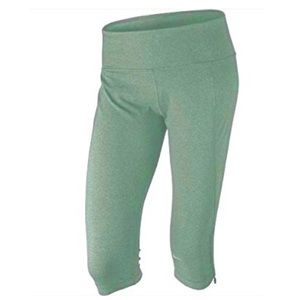 Nike Dri-FIT Caliente Women's Training Capris